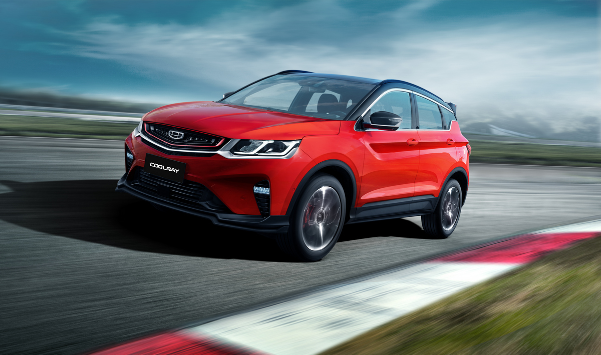 Geely Coolray 2022 обзор модели комплектация характеристики в России  компакт-кроссовер Джилли Кулрей