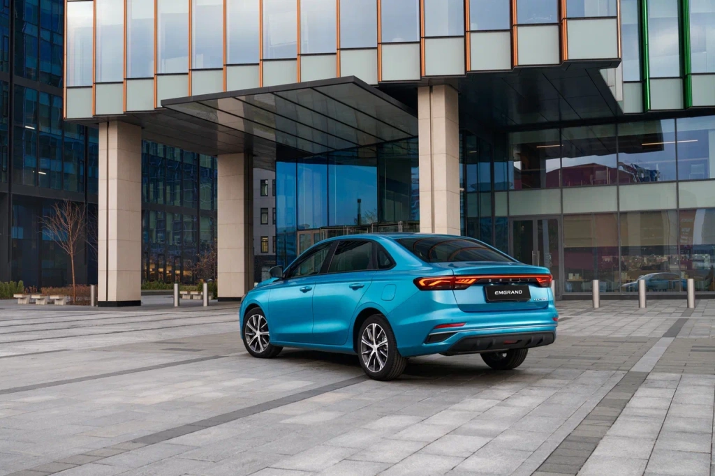 Geely Emgrand Street-7.jpg